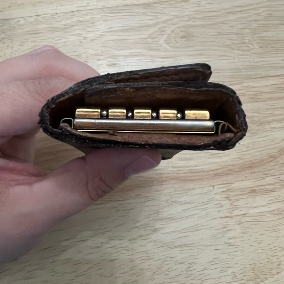 Used LV 4 key holder - Picture 9 of 13